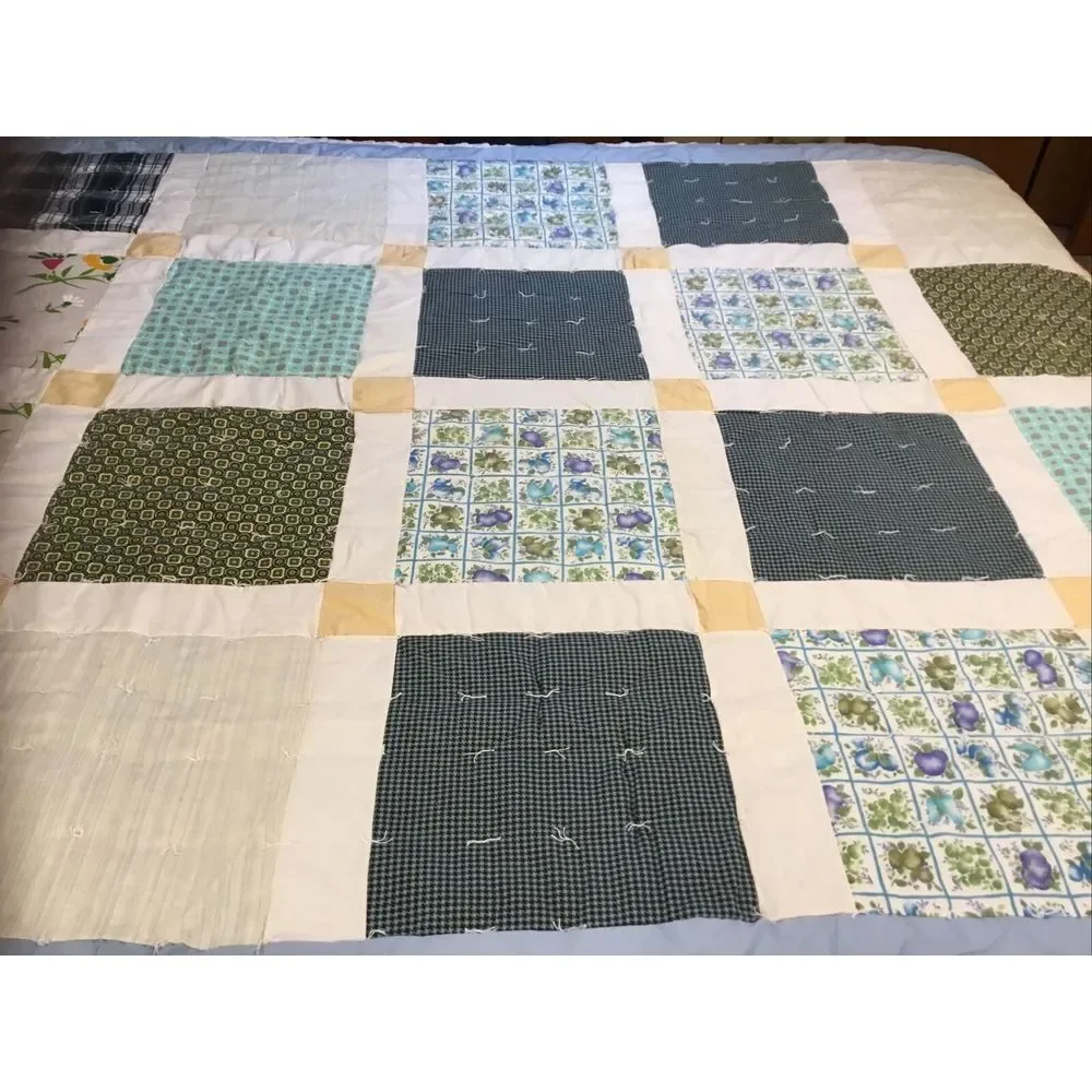 Handmade Patchwork Feed-sack Quilt 92x66 White blue multi‎ colors sewed & tacked